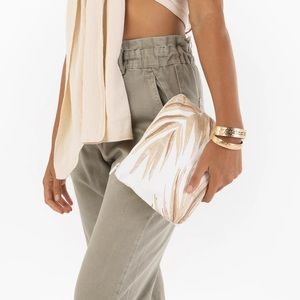 ALOHA COLLECTION Small Pouch